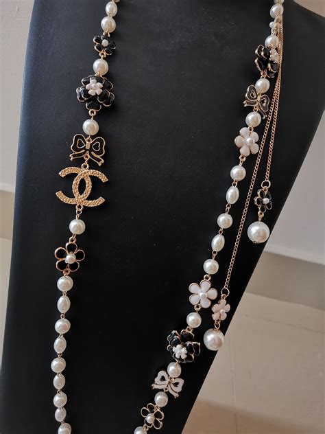 chanel style necklace